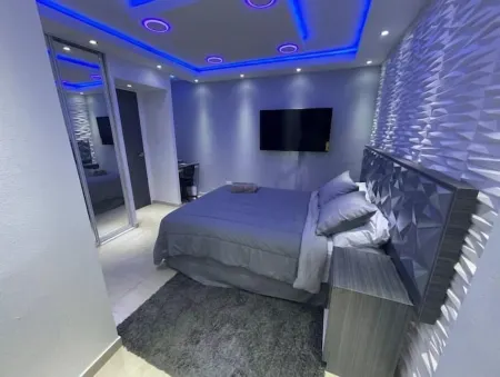 Elegante apartamento cerca de la playa en Levittown #2 Отели в г. Левитовн