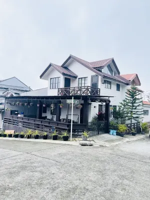 D’Waldz Villa Tagaytay Hotels in Alfonso