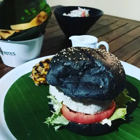 Air-conditioned Premium Bungalow with Private Pool/Free Breakfast Отели рядом с достопримечательностью «Вайтапе»