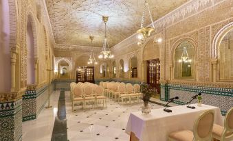 Alhambra Palace Hotel