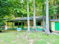Cabin Near Dale Hollow Lake