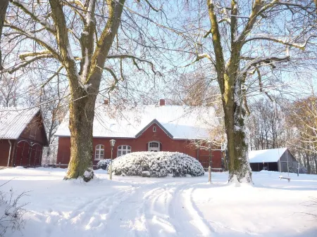 Idyllic apartment 10 minutes to the beach Отели рядом с достопримечательностью «CARLS»