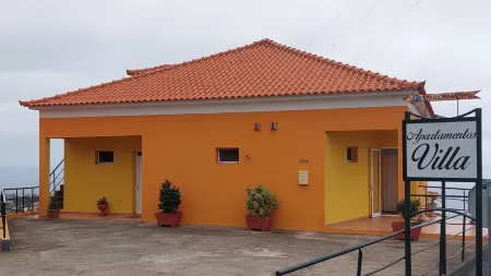 Villa E Apartment