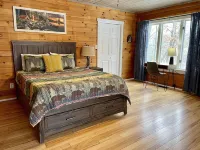 Cub Cabin on Massanutten Resort- Fully Renovated Log Cabin- Hot Tub & Fire Pit