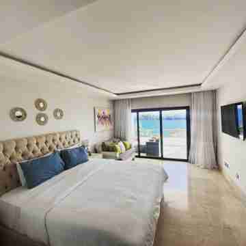 1 bedroom condo with big balcony in  hacienda samana bay.... Rooms