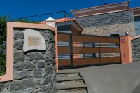 Pico House (Nature House) Hotels in Arco da Calheta