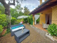 Country house with pool, near Castagneto Carducci and Bolgheri Hotels in Monteverdi Marittimo