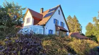 Vacation home with garden and direct access to meadows and fields Hotels in Blaufelden