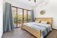 Ocotal Beach House - Family Friendly & Only a Block To The Beach!
