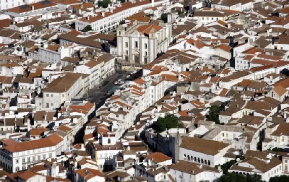 Amazing House in Evora فنادق في 