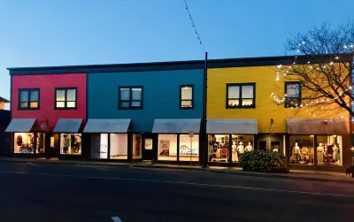 Right off Main Street, near delicious bakeries and more.10 minute walk to beach! Hotels near Tourism Ladysmith & Visitor Centre