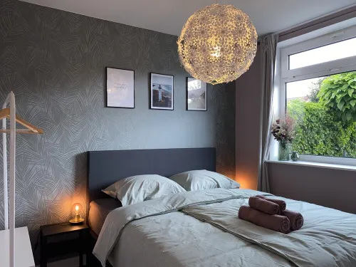 Fully equipped guest house, evening sun, towns and beaches nearby