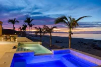Beautiful New Beachfront home near Costa Palmas (Four Seasons) on the Eastcape