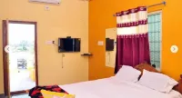 Rvm Homestay Hampi - balcony