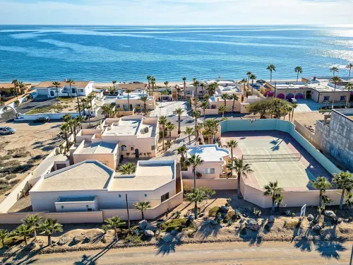 Las Conchas Beach Front Villa 1-15 Bedrooms- Kayaks-Tennis-Fun