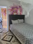 Exquisite Home away from Home! 2 Bedroom Các khách sạn gần Cruise Pirs Kingstown