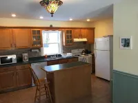 Spacious Comfortable Home, ideal for groups in Franconia Notch