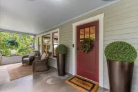 Luxurious, Spacious Pet-Friendly Home for Your Workcation In Wine Country