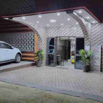 Hôtel CONTINENTAL Hotel Exterior