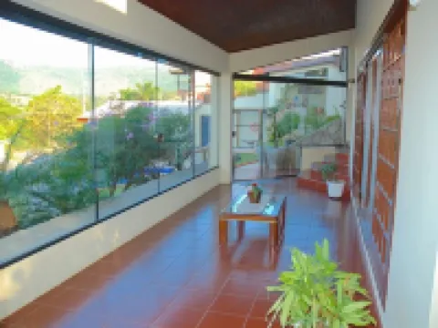 WONDERFUL HOUSE (1km from the center) for up to 12 people