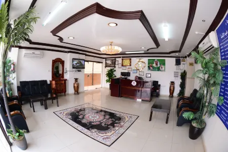 Al Eairy Furnished Apartments Dammam 4 Отели рядом с достопримечательностью «Aramco Environmental Park 2»