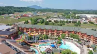Wilderness at the Smokies - Stone Hill Lodge Отели в г. Севьервилл