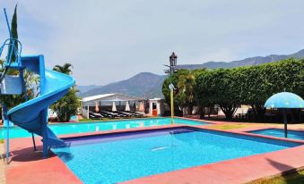 Hotel & Balneario Los Angeles