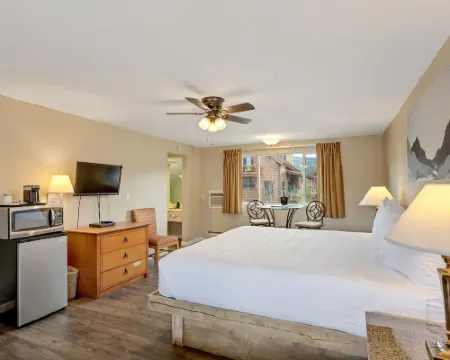 Murphy's Resort Hotels in Larimer County