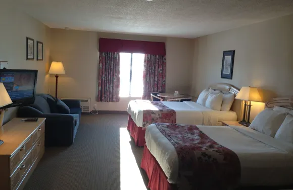 佩塔瓦瓦河酒店及套房