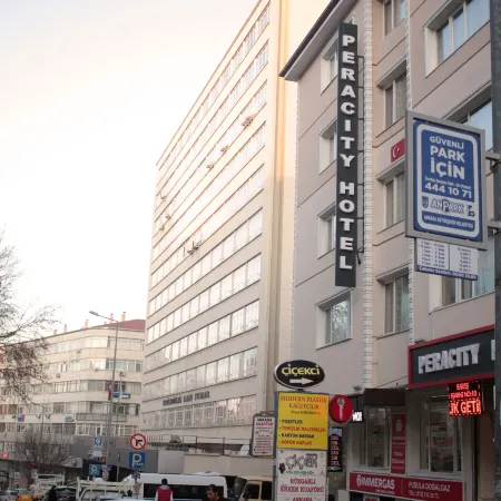 Peracity Hotel