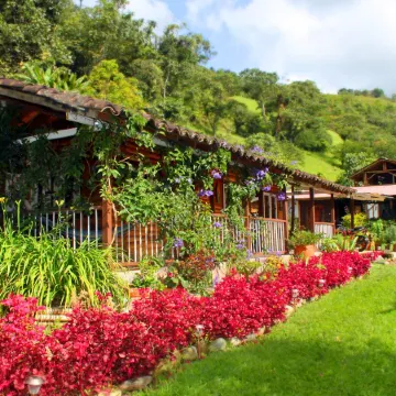 Refugio Puente Explanacion Ecolodge