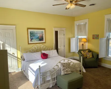 Red Rose Inn Bed & Breakfast Hotels in Bardstown