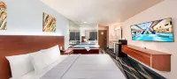 Grand Marquis Waterpark Hotel & Suites