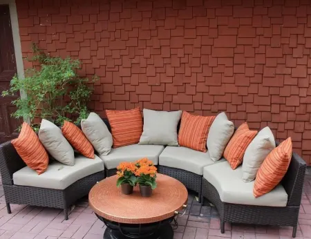 Lady Geneva Bed & Breakfast