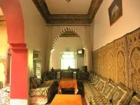 Fibule du Draa - Kasbah d'Hôte - Parkplatz