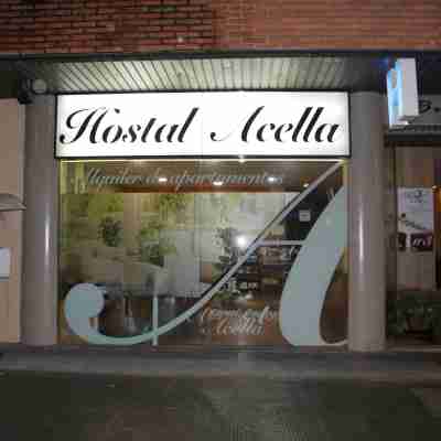 Hostal Acella Hotel Exterior