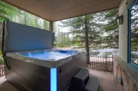 4Br Plus Den Platinum Townhome, Walk to Lift Townhouse - Hot Tub