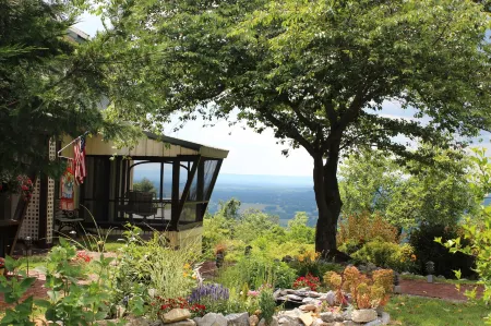 Antietam Overlook Farm