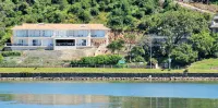Phoenix Lodge and Waterside Accommodation - Pensionat