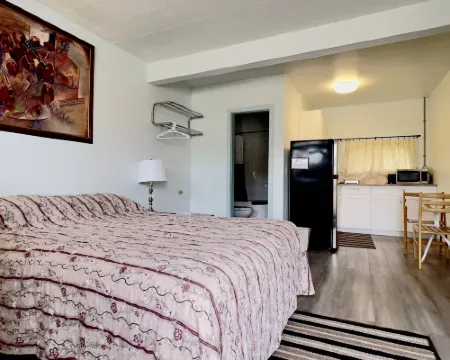 Airport Inn Hotels in Quesnel