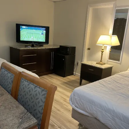 Sea Ray Motel