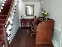 Daniel Stebbins B and B Hotels in Easthampton
