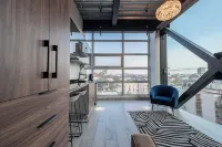 The Tropical Nest Womens Shared Hostel Room โรงแรมใน