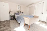 藍熊旅館 Twin Elm Farm LLC附近的飯店