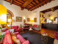 Hotel Maxim Axial Hotels near Florence Baptistry