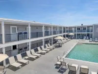 Atlantic Oceanfront Hotel, Wells Beach Hotels in Wells