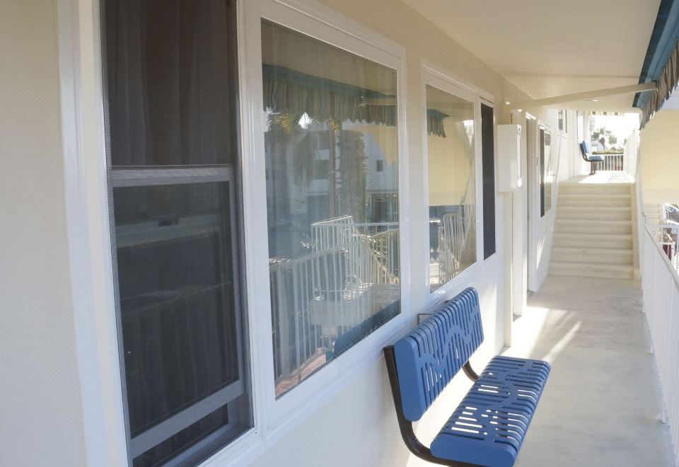 1. 오션 로지 산타..