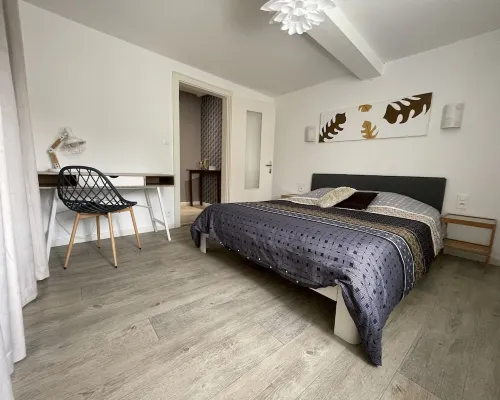 Le Storky, cosy gite in an Alsatian house in the center of Eguisheim Hotels in Eguisheim