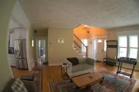 New Home Private Pool/Hot Tub Near Meredith Center
