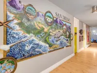 HI San Diego Downtown Hostel Các khách sạn gần Sân bóng chày Petco Park